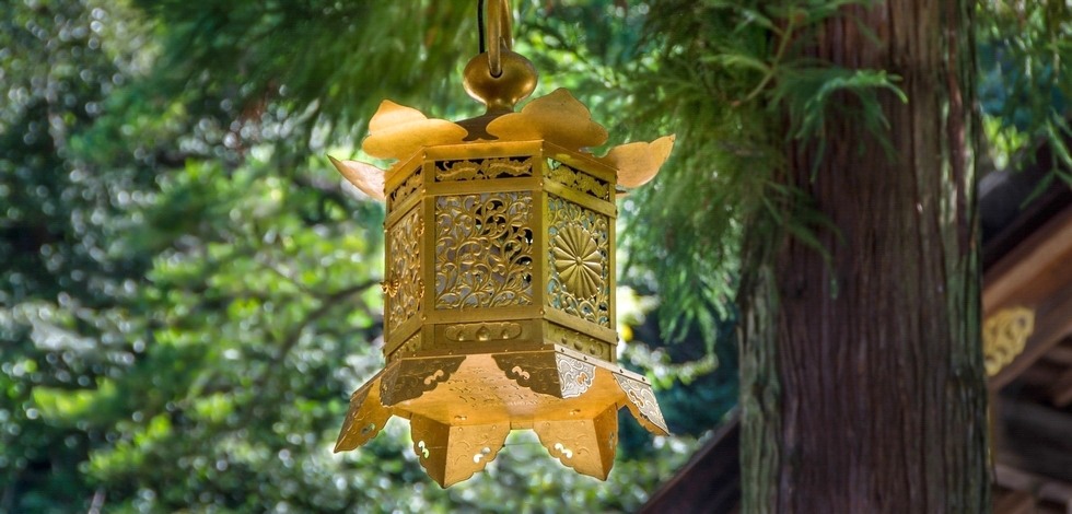 枚岡神社の灯篭